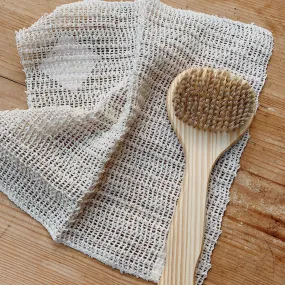 10" Cedar Bath Brush