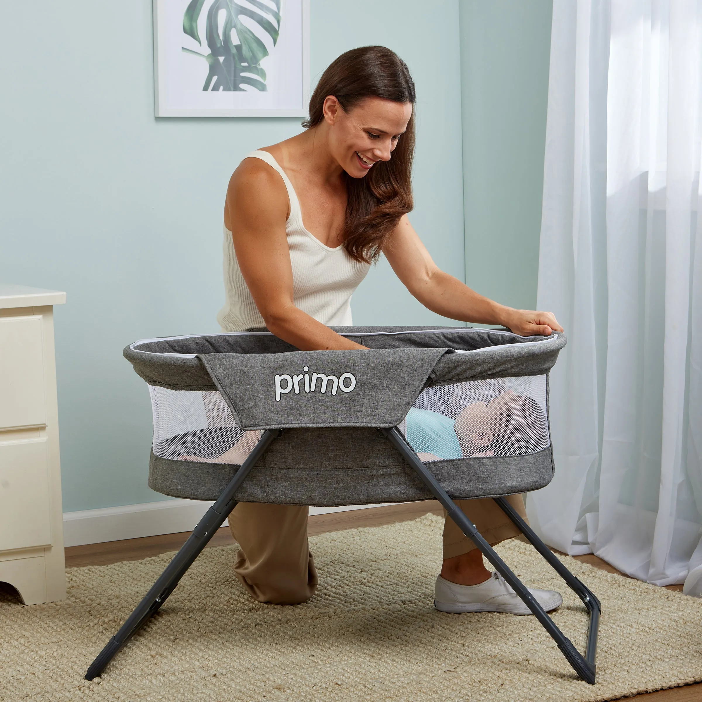 Cocoon Deluxe Folding Indoor & Outdoor Travel Bassinet
