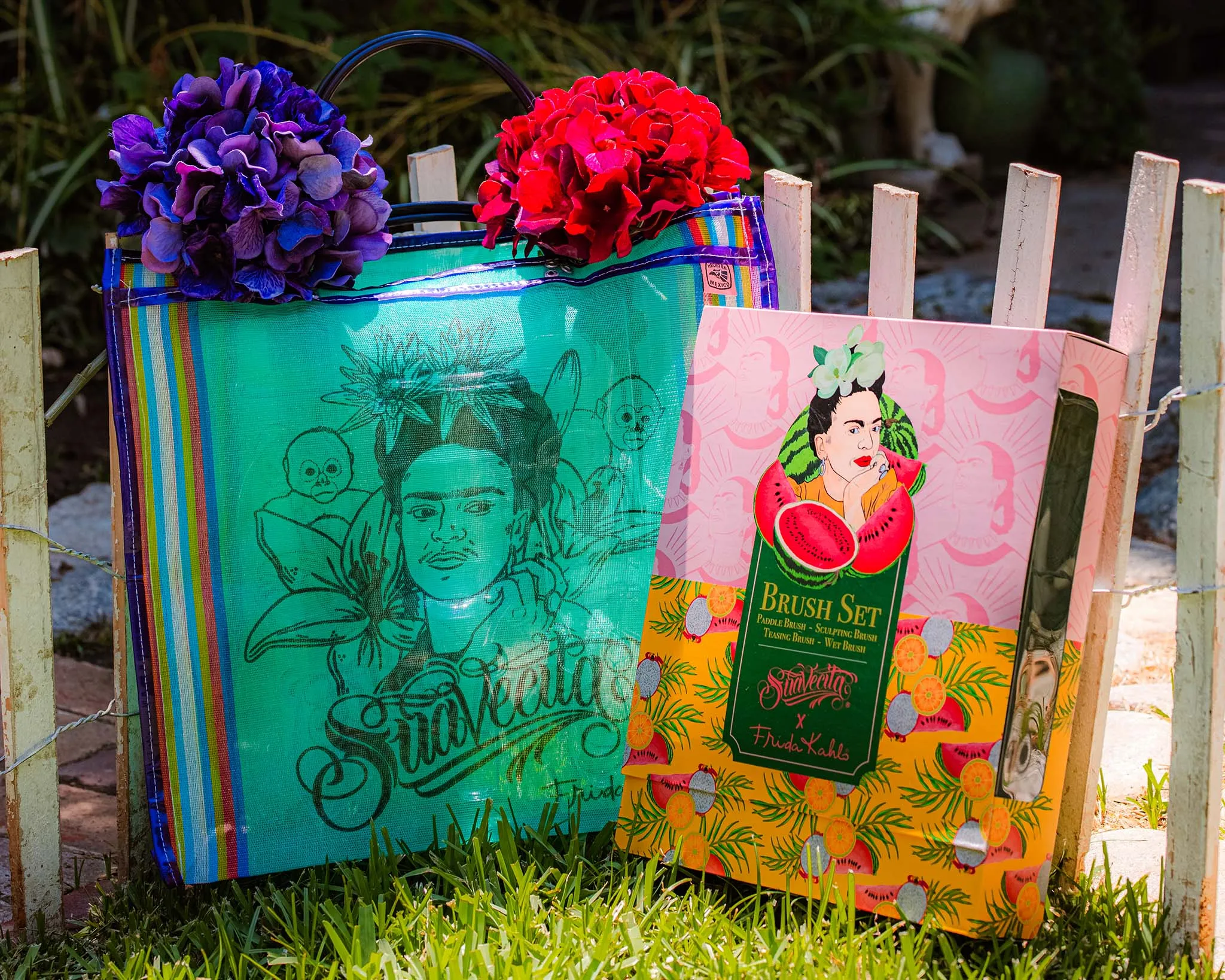 Suavecita X Frida Kahlo Brush Set